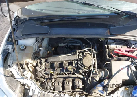 2013 Ford Focus Titanium из США, поврежденный, VIN 1FADP3N25DL203534